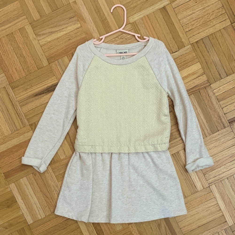 NWOT Drop Waist Sweater Dress Cherokee Girls Size Small (6/6x) Neutral